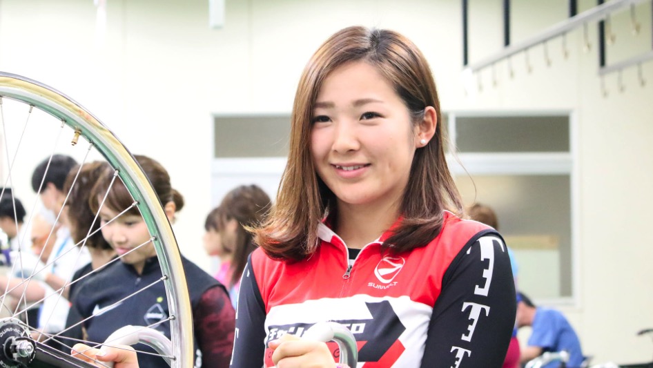 鈴木奈央