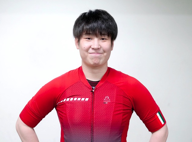 柳原真緒